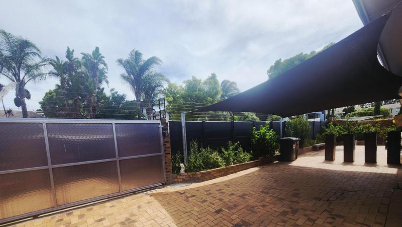 1 Bedroom Property for Sale in Vierlanden Western Cape